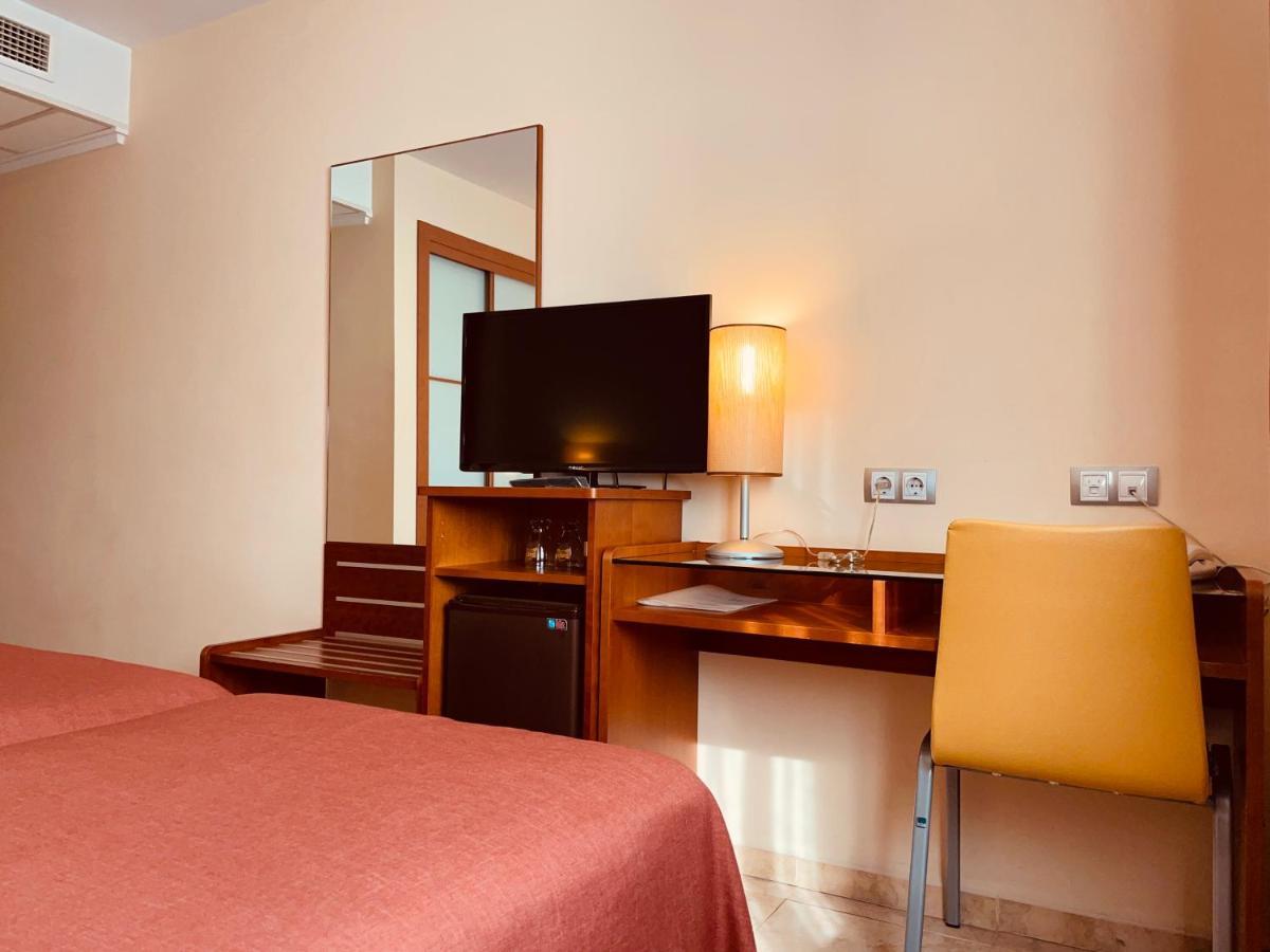 Torrijos Hotell Cheste Exteriör bild
