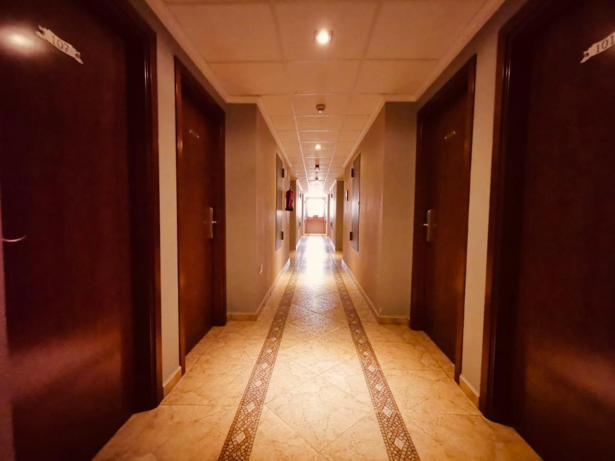 Torrijos Hotell Cheste Exteriör bild